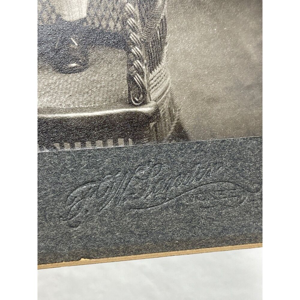 1800s FW Sander Victorian Toddler Standing Chair Flower Props Vintage Photograph - Picture 4 of 5